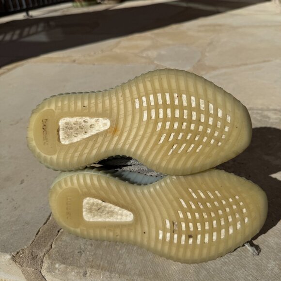 Adidas Yeezy Boost 350 V2 “Blue Tint” – Women’s Size 5 US - Picture 3 of 6